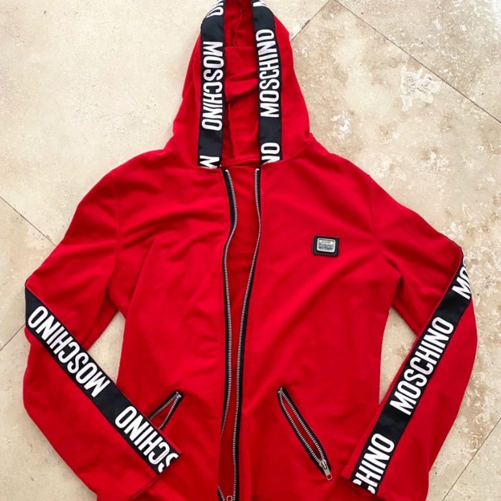 red moschino zip jacket